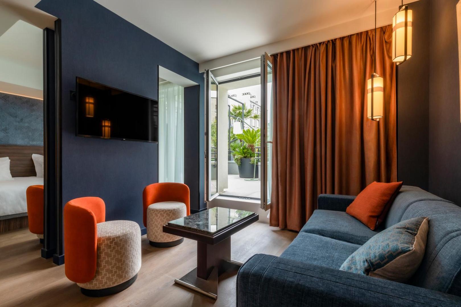 Le Continental Hotel 4*