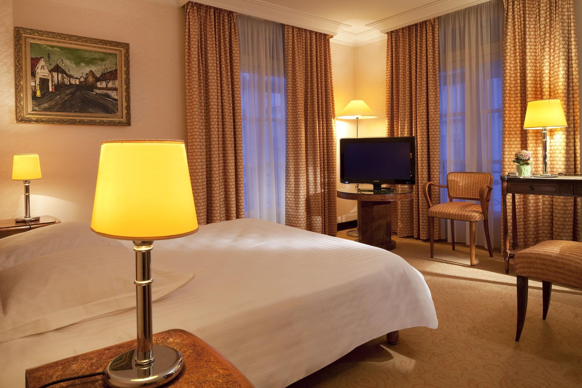 Hotel Le Continental 4*